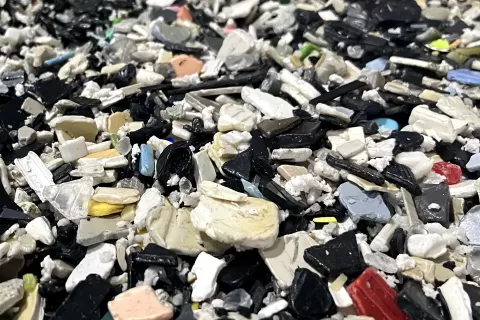 硬質プラスチックのリサイクル方法、硬質プラスチックスクラップのリサイクルにはどのリサイクル押出機が適していますか?